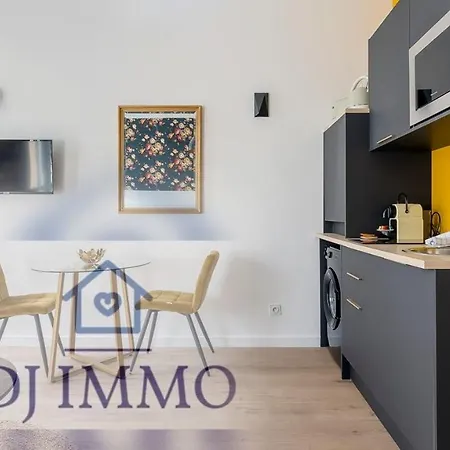 3 Apartment *