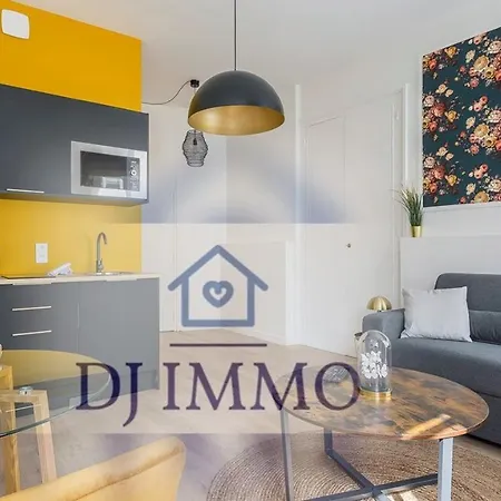 Apartment 3 *